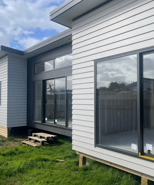 d423e3_29e5f7805275490a89578559b25ad976~mv2